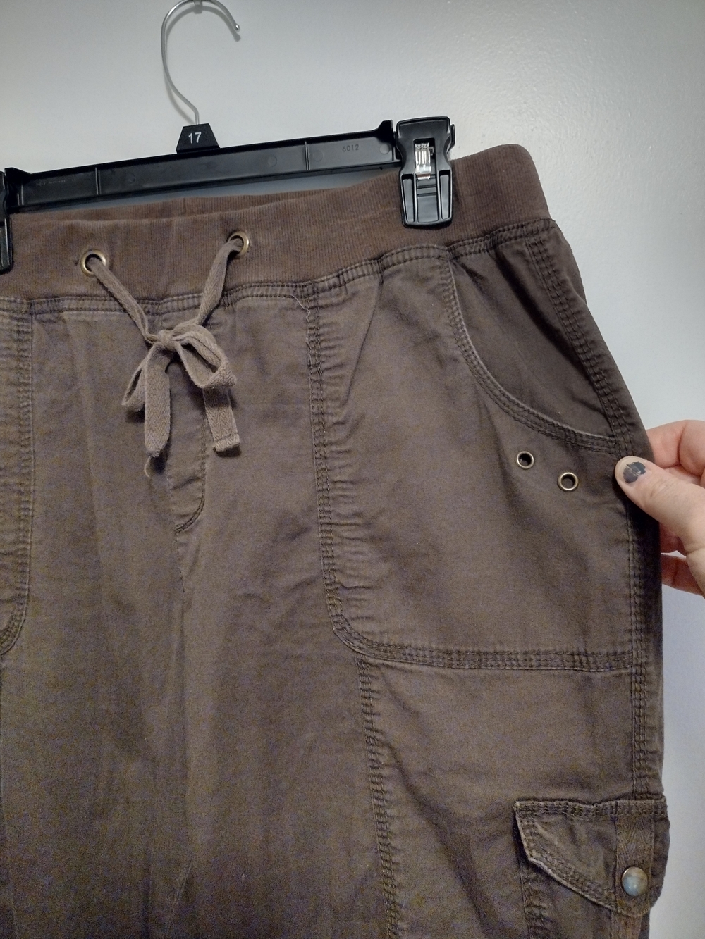 Brown Cargo Capri Pants with Drawstring Waist - Picture 2 of 6